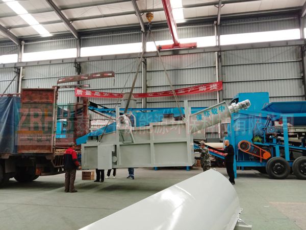 ?山西振動沙石分離機生產完成并發(fā)貨